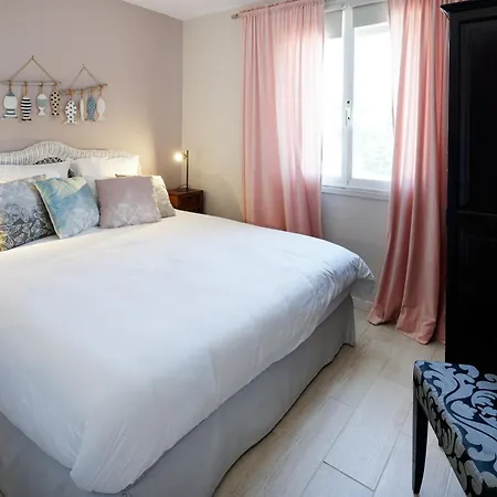 12 Pers 5km Hendaye Apartment *